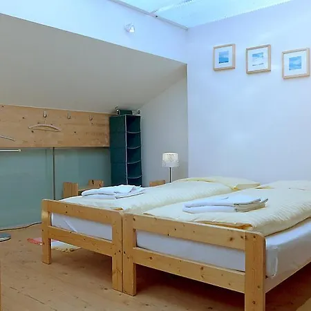 Sleeps 5 Wifi Wengen